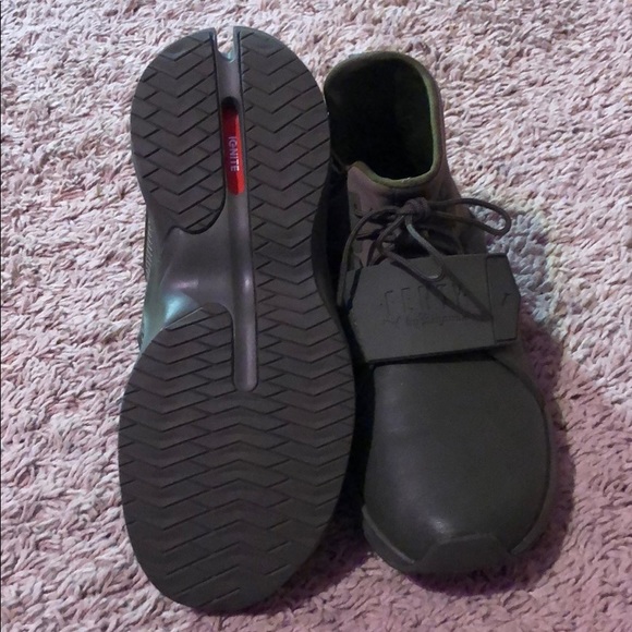 Fenty by rihanna - Picture 2 of 3